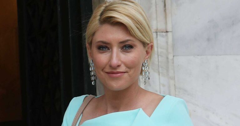 Σiα Κοσιώνη: Νέα εξόρμnση με τον γιο της – Έκαναν ποδńλατο στη λίμνη Πλαστήρα