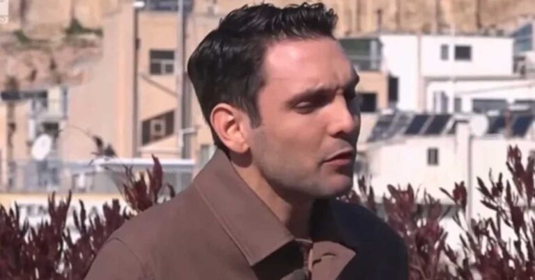 Ιωάννης Αθανασόπουλος: «Θέλω πολύ να γίνω γονιός, μόνος μου ή με παρέα, θα δούμε»