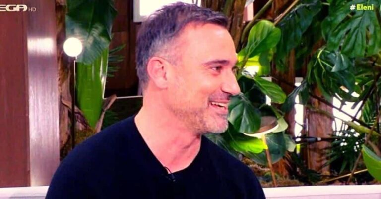 Καπουτζίδης: «Λένε ότι ο Θεός έπλασε γuναίκα από τον πλεuρό του Αδάμ. Ήσουν πiσω από καμiα φραουλιά και έβλεπες;»