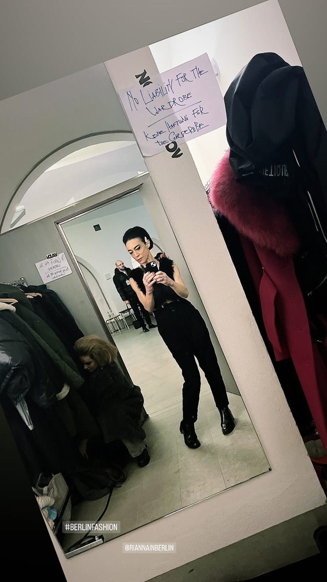 419a59fddbbd435fb9afd7cc51754cc2