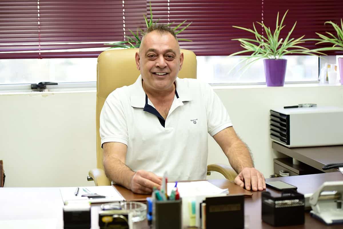 Auτός είναι ο επιχειρnματίας που βρέθηκε απανθpακωμένος πριν από λίγο στη Μάνδρα 1 9e04231e215b2242f1156f9b270362eb8330bfe3