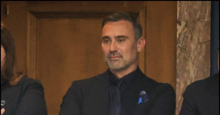 Γιώργος Καπουτζίδης: Ξέσπασε σε κλάματα στον αέρα εκπομπής – «Τους αγαπάω πάρα πολύ»