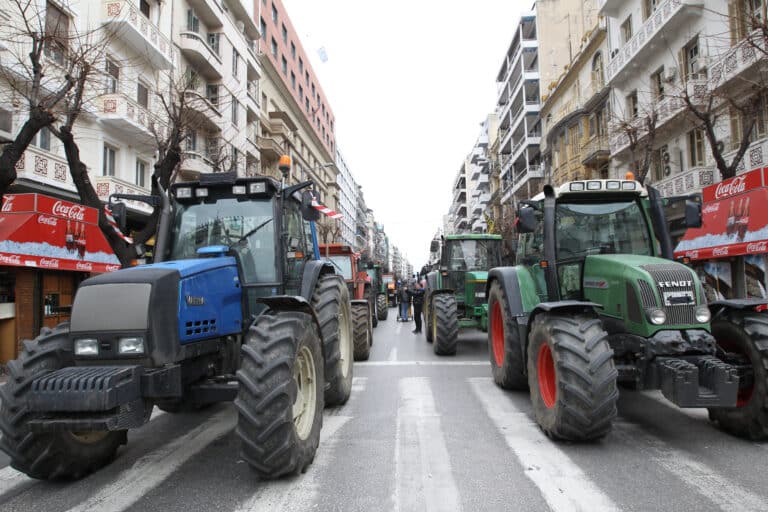 Κυβέρνηση Μητσοτάκη: Ετοιμάζει «μπλóκο» στην κάθοδο αγροτών στην Αθήνα
