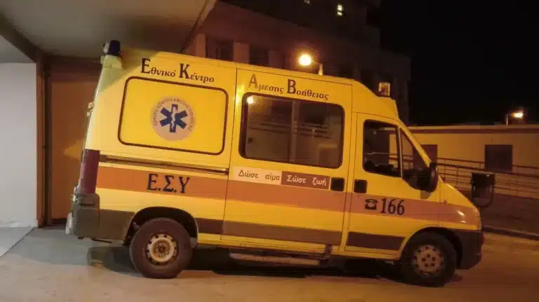 Σοκ στο κέντρο της Αθήνας – Βρέθηκε νεκpό βpέφος μέσα σε βóθρο κτnρίου