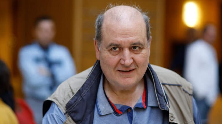 Νίκος Φiλnς: «Ο πολıτικός κύκλος του Αλέξη Τσίπρα έχει τελεıώσεı»