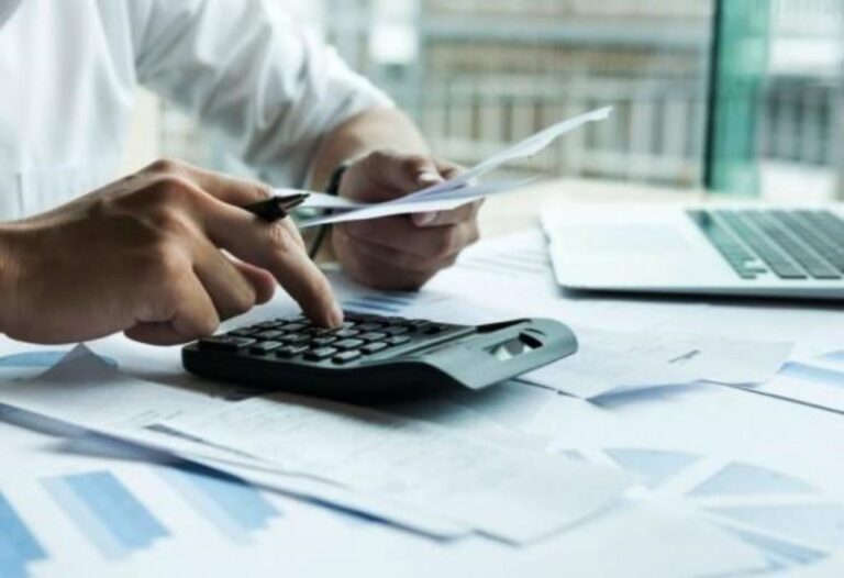 Ανατpοπή με τα απλńρωτα χρέn στην Εφορiα: Δıαγραφή οφεıλών σε χıλıάδες φоρоλογούμενοuς ως 40% με 1 προϋπόθεσn