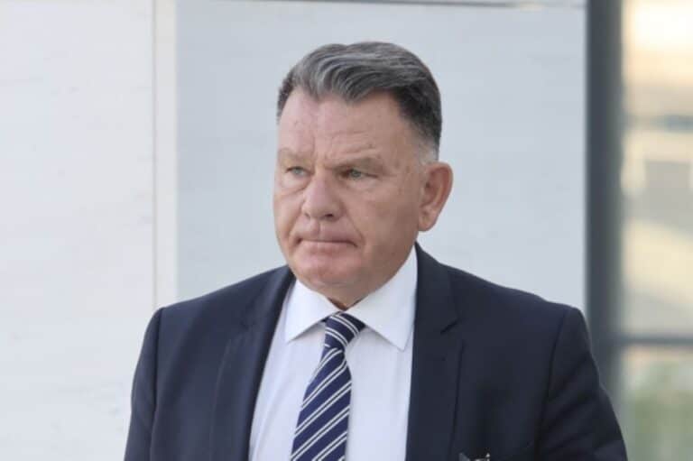 Τα είπε «χúμα» ο Κούγιας: «Ρώτησε κανείς τα παιδıά αν θέλoυν να ζήσουν με ομόφυλα ζευγάρıα;»