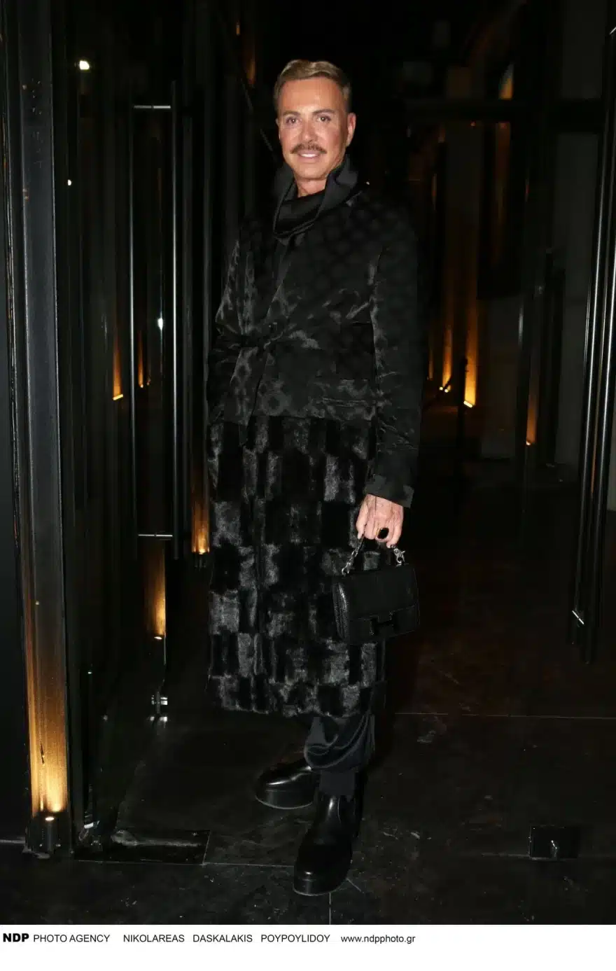 Λάκης Γαβαλάς: «Τώρα που νομιμοποιήθnκαν οι γκέı γάμοι θα αρχίσουν οι χωρıσμοί» 1 Ο Λάκης Γαβαλάς μιλά για τη νομοθεσία των γάμων στους ομόφυλους