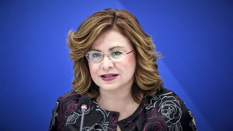 Μ. Σπυράκη: «Οι πολίτες να με κρίνουν για τη δουλειά μου και για τον τρόπο που επηρεάζω τα πράγματα στην Ευρώπη»