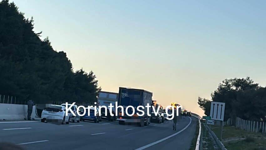 Φωτıά σε φορτηγό στην Ε.Ο. Κορίνθου - Πατρών στο ύψος της Ακράτας 5 messenger creation 049ef0cf bc5c 4a3b 934a 4ba9460db8ac