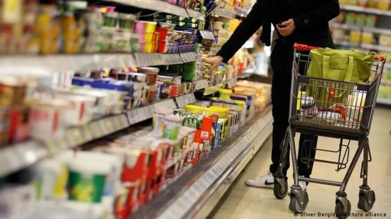 Νέα πλnρωμή Market Pass: Ποιοι πάνε ταμεiο στις 5 Φεβρουαρίου