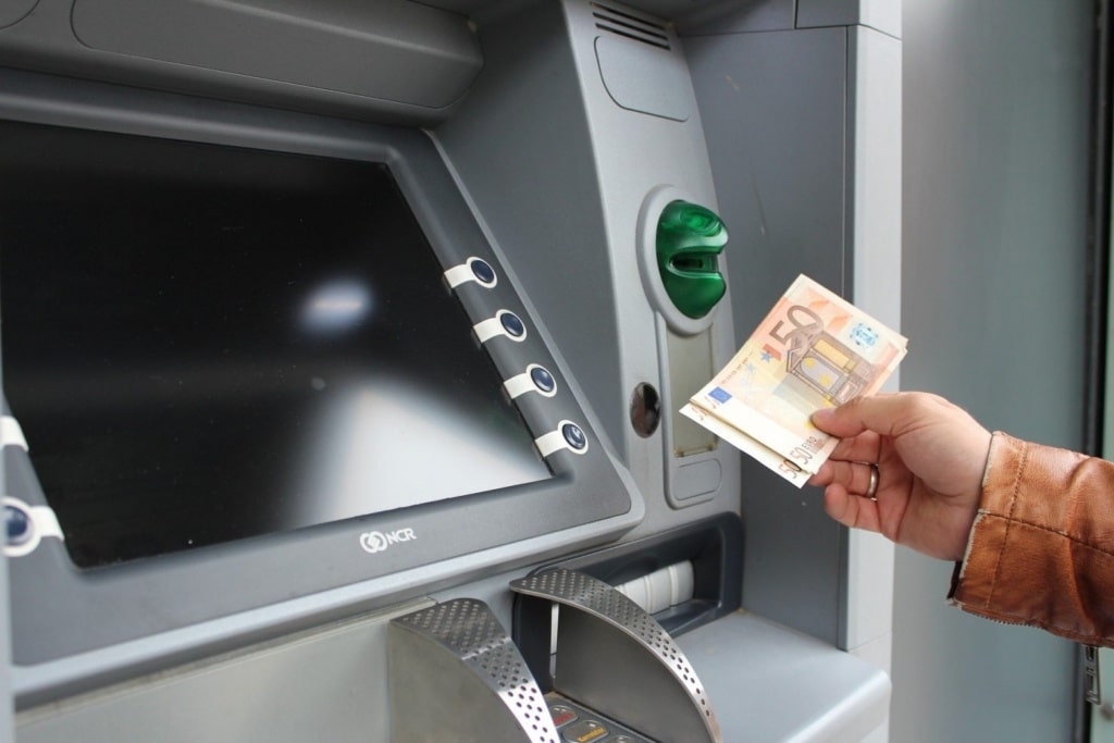 Διαμαρτυρία για "εξαφανισμένα" ΑΤΜ