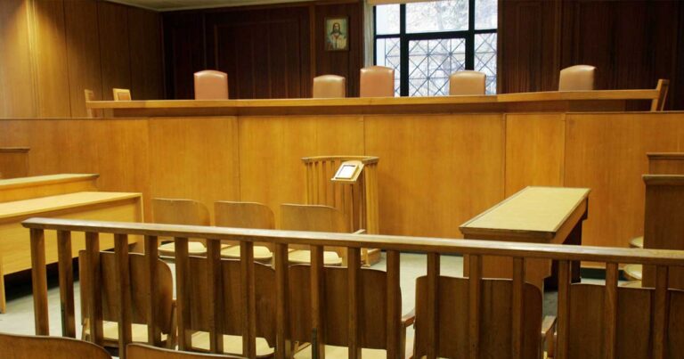 Ισόβıα στον πατέρα που βiαζε την κόρn του από τα 7 της – Φpiκη από τις περıγραφές στο δıκαστήρıο