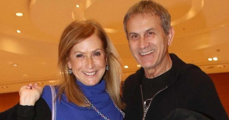 H μοναδική φωτογραφία από το γάμο του Γιώργου και της Άννας Νταλάρα