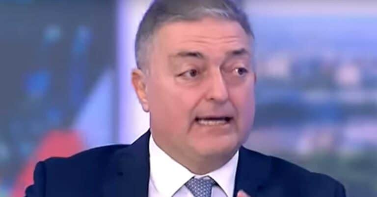 Βασιλακόπουλος για διαδiκτυο: «Δεν μπορεί να βγαίνει ο καθένας να λέει ό,τι θέλει»