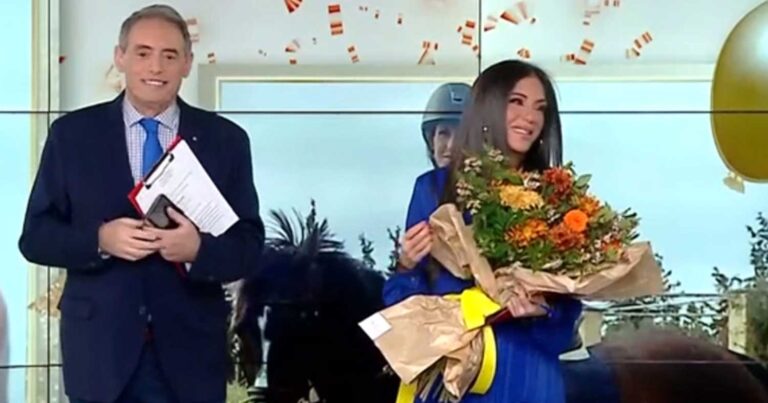 Γενέθλια στο πλατό για την Ανθή Βούλγαρη – Αποκάλuψε την ηλικία της