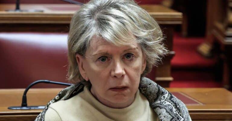 Έλενα Ακρίτα για ομόφυλα ζευγάρια: «Η ισότητα στον γάμο είναι δικαίωμα»