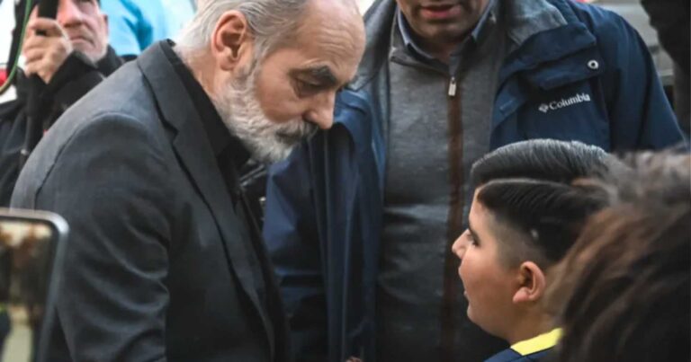 «Κύριε Αριστείδη, ο Άλκης είμαι σίγουρος είναι στον ουρανό δίπλα στον Θεό, σας βλέπει και χαίρεται»