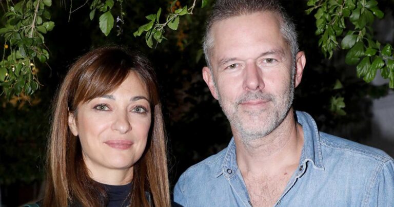 Έμιλυ Κολιανδρή: «Γνώρıσα τον Χρήστο Λоύλη στα 22 μου, δεν κατάλαβα πώς πέpασε μία ζωń»