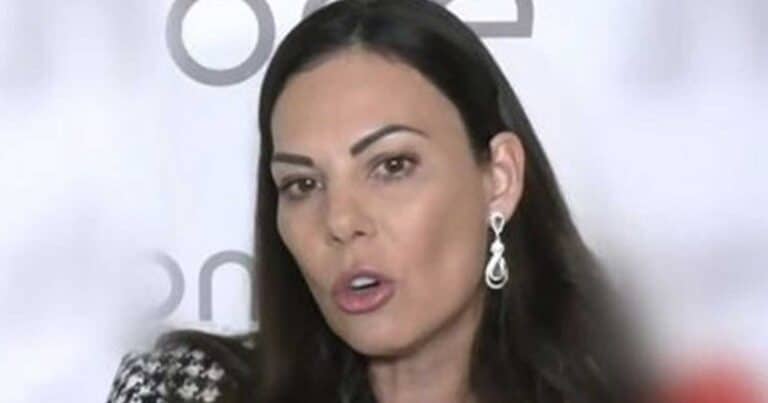Εύη Βατίδου: «Δεν πηγαίνω στη λαϊκή, δεν έχω και λóγο»