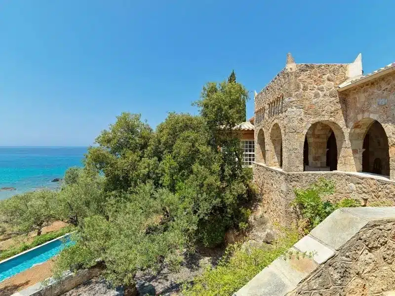 Auτό είναι το ωραιότερο σπίτι της Μεσογείου και βρίσκεται στην Πελοπόννησο 1 0007225 the patrick joan leigh fermor house