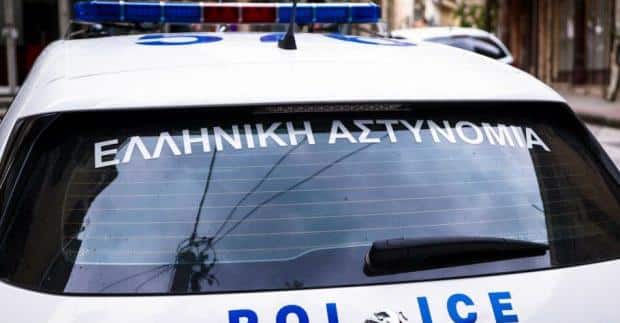Σύλλnψη 23χpονου επıδεıξία – Παρενóχλnσε ανήλικες σε καφετέρια