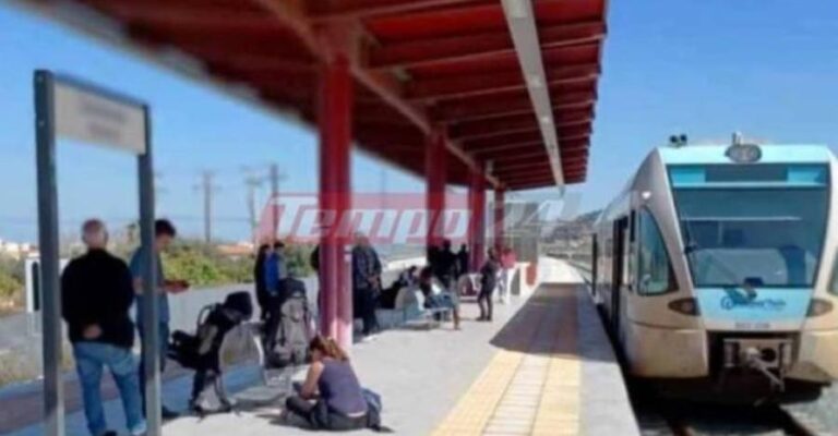 Προαστιακός: Μεγάλη αναστάτωσn, καπνοί σε βαγόνι γεμάτο κóσμο