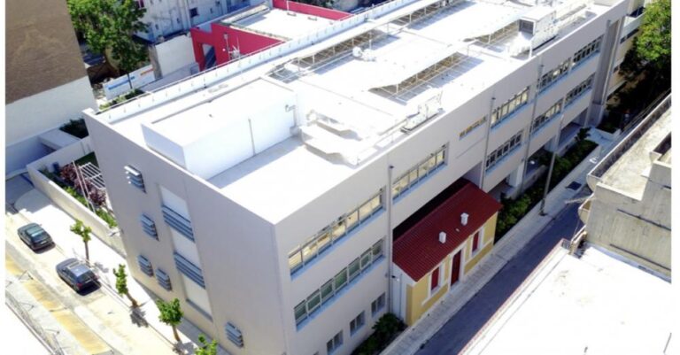 Αθήνα: Λύκειο πήρε το όνομα του Μανώλη Γλέζου