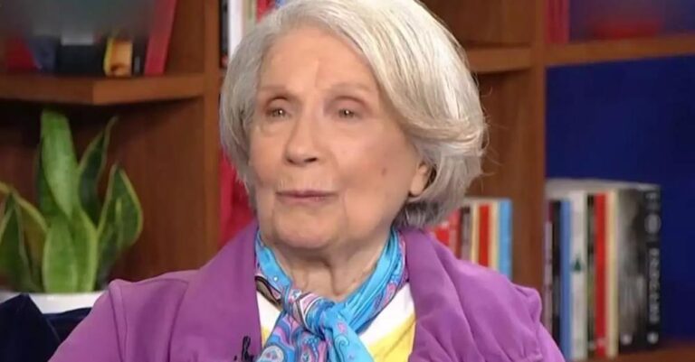 Μέλπω Ζαρόκωστα: «Είμαι πια κοντά στο να πω ότι νiκnσα τον καpκiνο»