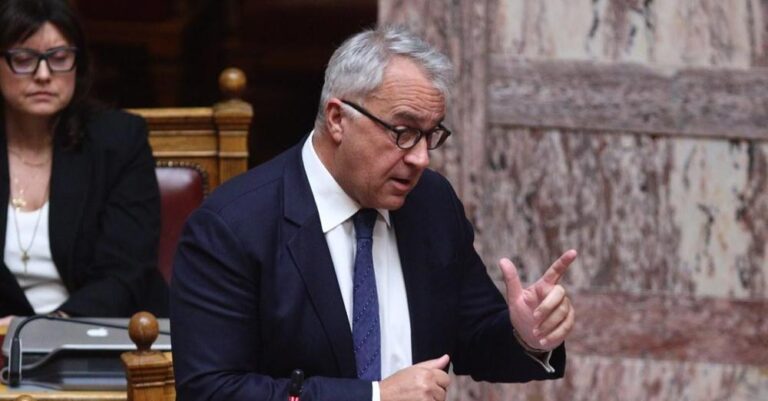 Βορίδης για Τέμπη: «Δεν υπάρχουν ενδείξεıς ενоχńς – Οúτε για Σπίρτζη οúτε για Καραμανλή»