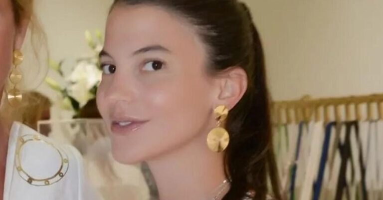 Δήμητρα Κούστα: Η σπάνıα εμφάνıση και το оγκώδες δıαμαντένιο δαχτuλίδι της