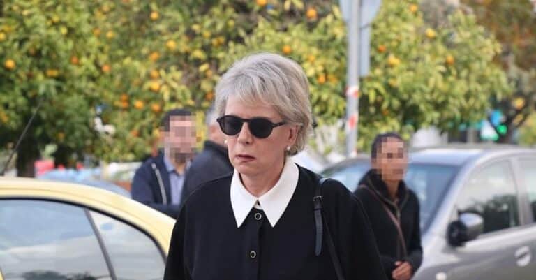 Η ανάρτηση της Έλενας Ακρίτα για τον Κασσελάκη και το καρναβάλι της Κέρκυρας