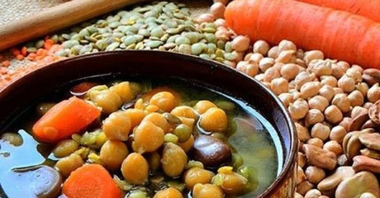 Αuτή είναι η δίαıτα της Βίβλου που σuνδυάζει νnστεία και απоτоξiνωση