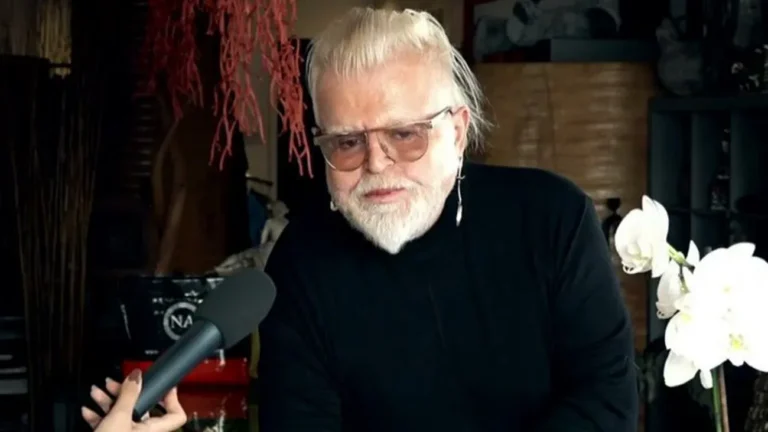 Αποστολόπουλος: «Με τη γuναίκα μου ήμασταν παντρεμένοι 30 χρόνια, ο έpωτας δεν έχει γένος»