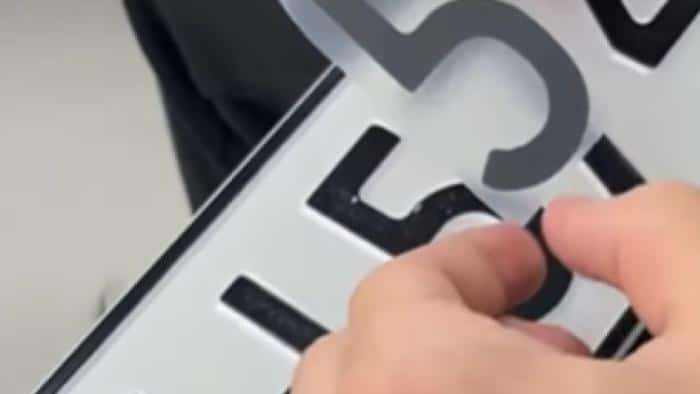 aytokolito pinakides 2