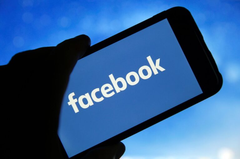 Η πρώτη ανακοίνωση του Facebook για τα προβλήματα της πλατφόρμας
