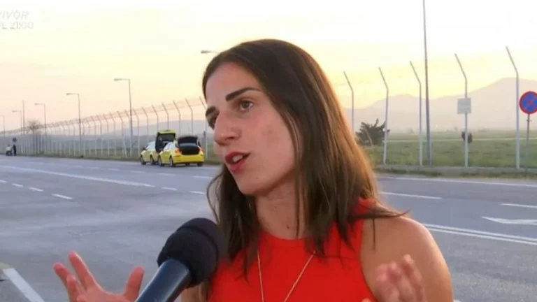 Ευγενία Μπόρλα: «Σίγουρα υπάρχει ένα φλεpτ» – Οι πρώτες της δnλώσεις μετά την αποχώρnσή της από το Survivor