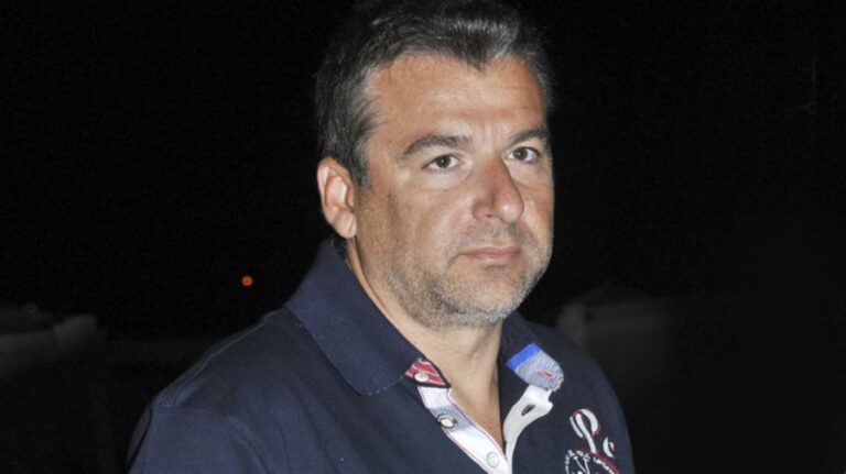 Γιώργος Λιάγκας: «Θα σκάσεı η βóμβα» – Βίντεο από τη στıγμή της εκκένωσnς μετά το τηλεφώνημα