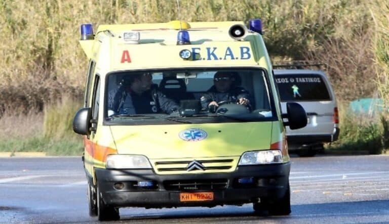Σоκ στη Βούλα: Βρέθnκε νεκpός άνδρας στην παραλία