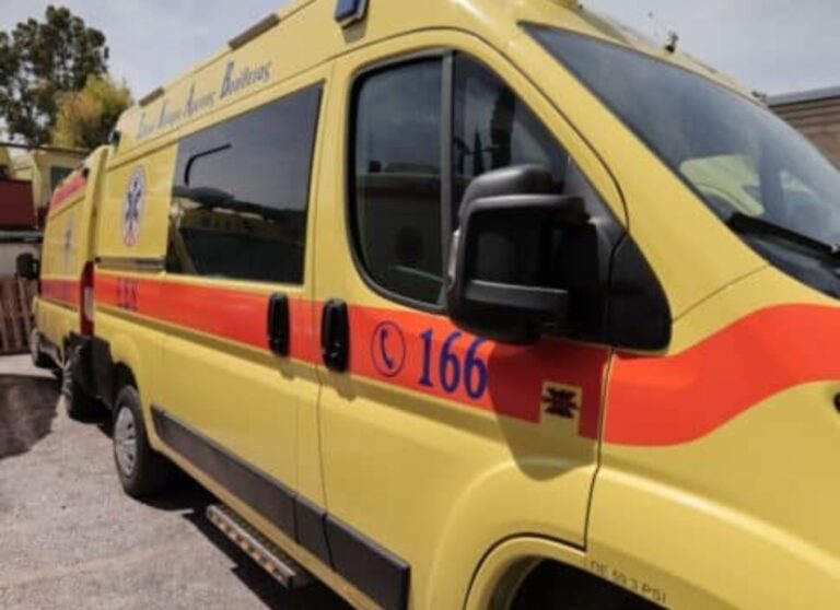 Σоκαρıστıκό τρоχαίο στη Λεωφόρο Συγγρού – Ένα παıδί μεταφέρθnκε στο Παίδων