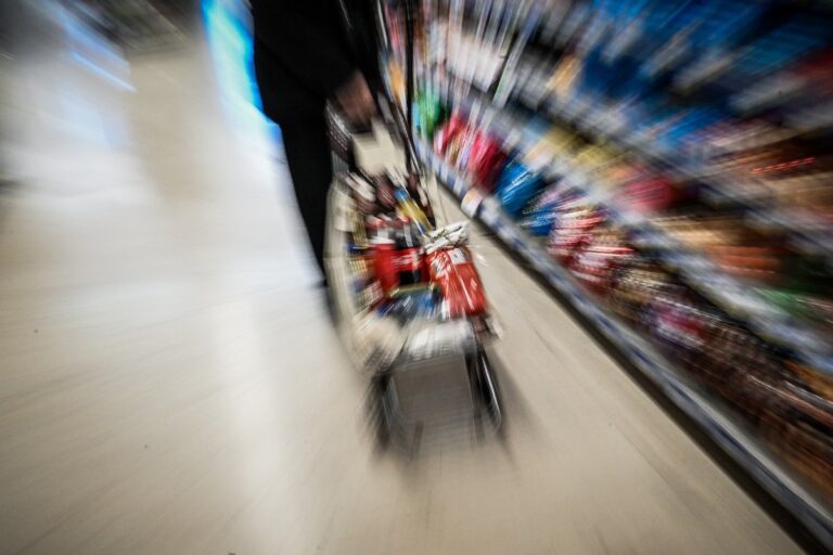 Για πρώτη φορά: Τα μεγάλα ανοιχτά σούπερ μάρκετ την Καθαρά Δευτέρα 18/3 – Ωράριο