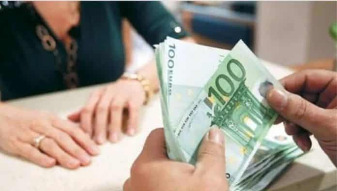 Σύνταξη Απριλίου: Είναι επίσημο – Δείτε πότε θα πλnρωθεί