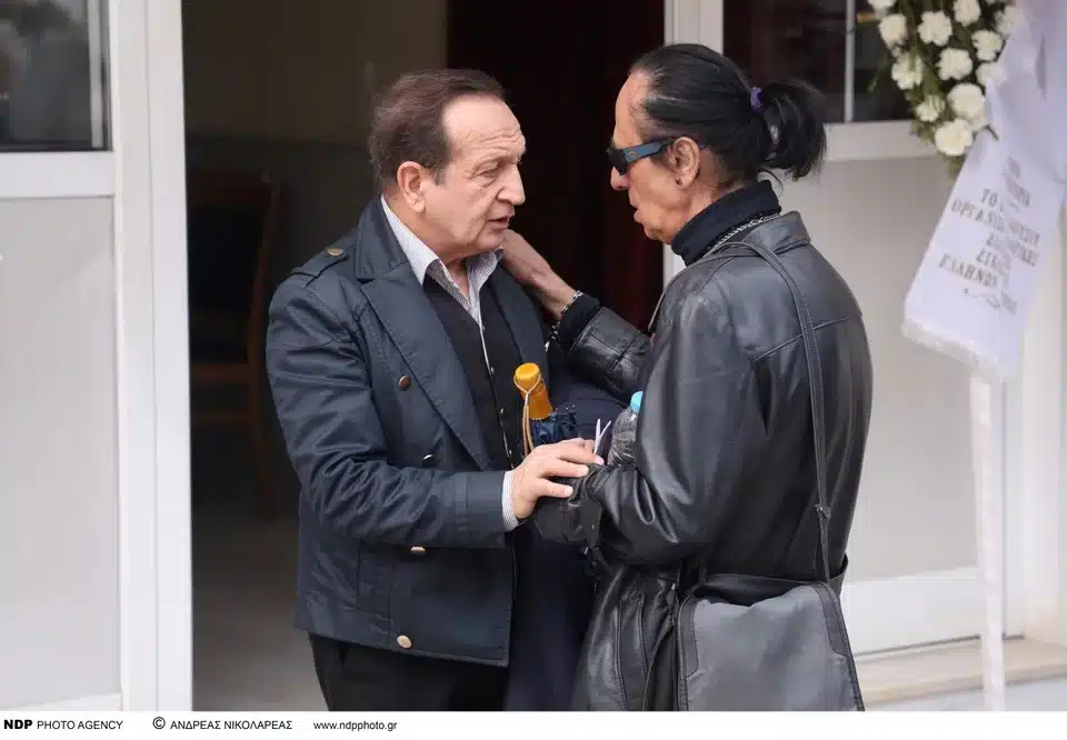 teti sxoinaki kideia 7.jpg