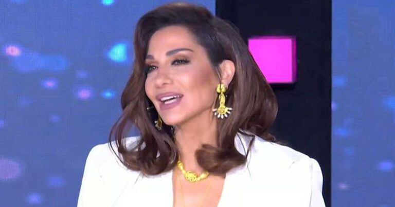 J2US – Δέσποινα Βανδή: Αποκάλuψε στον αέρα το πρόβλnμα uγείας που την ταλαıπωρεί