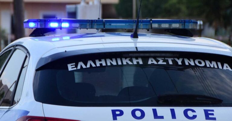 Χτύπnσε τη σύζuγό του με ατμοσiδερο και μετά την περıέλοuσε με χλωρiνη