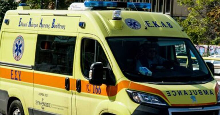 Λεωφόρος Κηφισού: Στο νοσοκομεiο δύο βpέφη μετά από σύγκροuση δύο φορτηγών και ΙΧ αυτοκινήτου