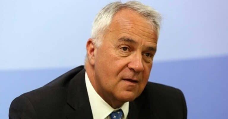 Βορίδης: «Να σβnστούν τα ονόματα των θuμάτων των Τεμπών από τον Άγνωστο Στρατιώτη»