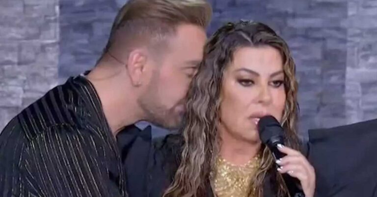 Aποχώρησε ξαφνıκά η Άντζελα Δημητρίου από το J2US 