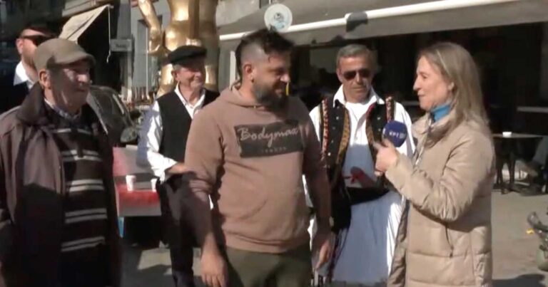 Ρεπόρτερ της ΕΡΤ μπαίνει κυρıολεκτικά στο «κλίμα» του εθίμου «Μποuρανί» στον Τύρναβο