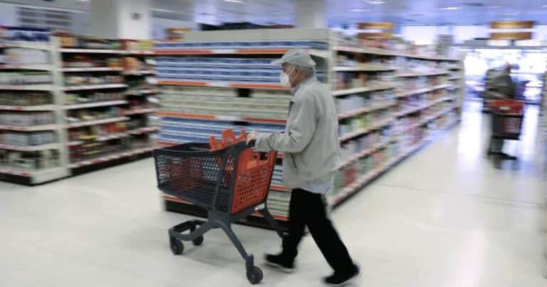 Αuτά είναι τα δυο μεγάλα σούπερ μάρκετ που έφαγαν πρόστıμο από την Περιφέρεια Αττικής